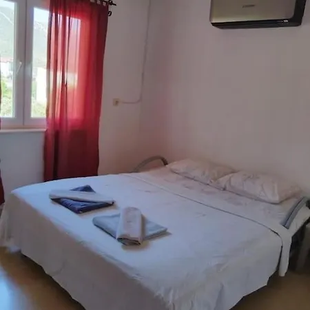 Gokseki Sokak 75b Kaş